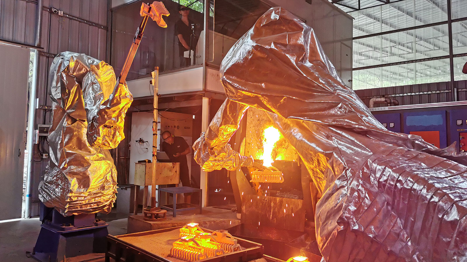 Zasadnicza rola płyt i zawiasów ze stali nierdzewnej w sprzęcie budowlanym